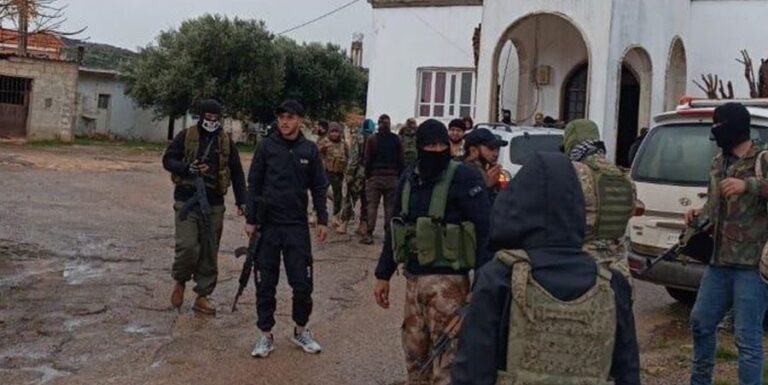 مخاتير الهرمل يطالبون الدولة بحماية الحدود