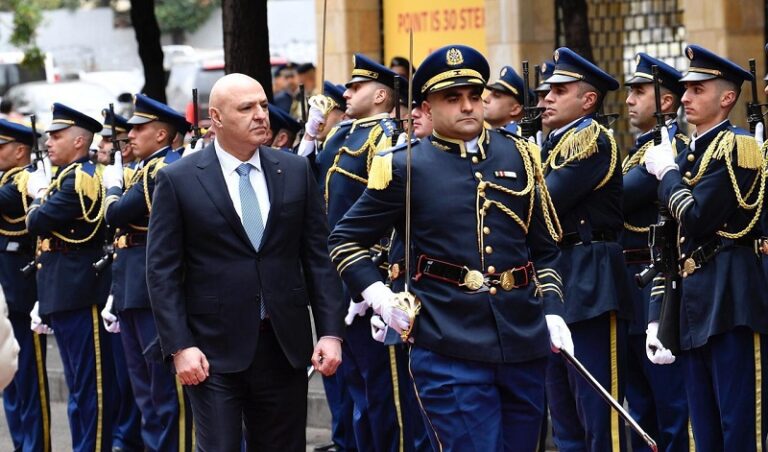 الهدية السعودية لعون: رفع حظر السفر؟