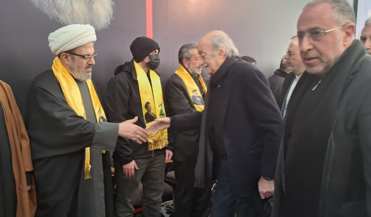 جنبلاط يعزي باستشهاد الأمينين العامين لـ”حزب الله”: يوم كبير وحزين