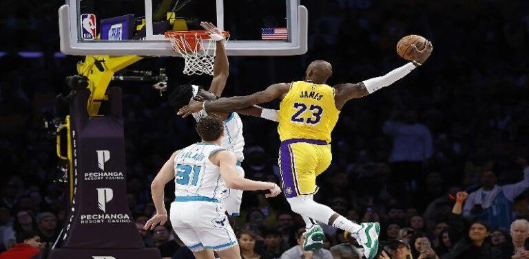 الدوري الأميركي لكرة السلة: كليفلاند يواصل صدارته للمنطقة الشرقية