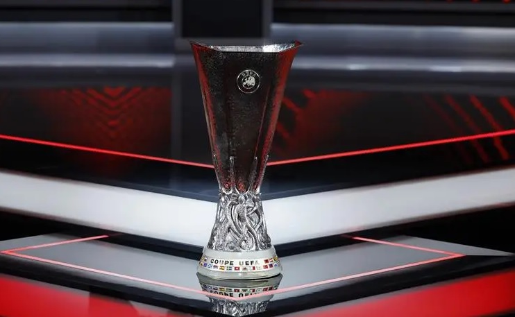 قرعة الدوري الأوروبي لكرة القدم: لقاء صعب ينتظر مانشستر يونايتد