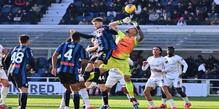 أتالانتا يسقط بفخ التعادل السلبي مع كالياري