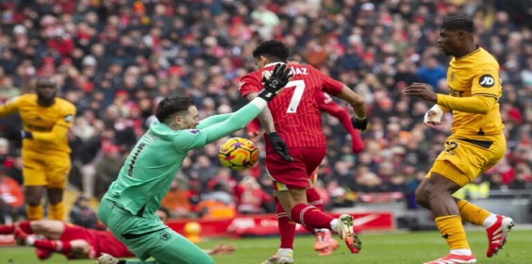 الدوري الإنكليزي لكرة القدم: ليفربول يهزم وولفرهامبتون