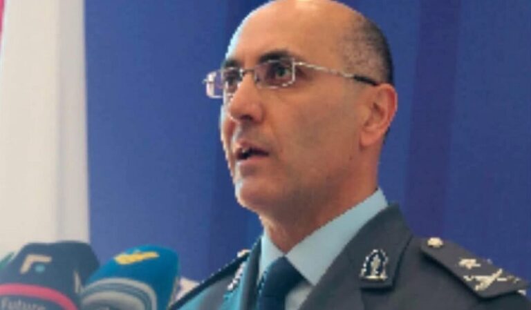 من هو وزير الداخلية؟