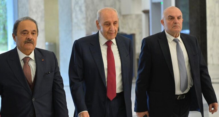 بري يلتقي عون في بعبدا.. ويغادر بلا تصريح