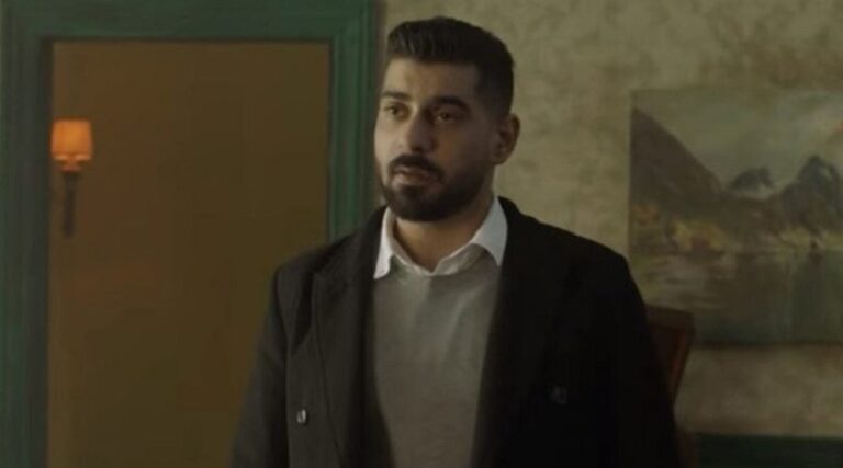 توقيف الفنان “آدم” في مطار بيروت