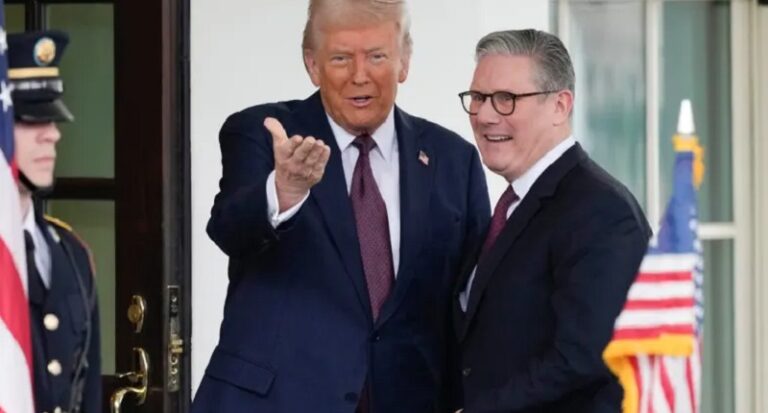 ترامب وستارمر يرسمان خريطة حرب أوكرانيا