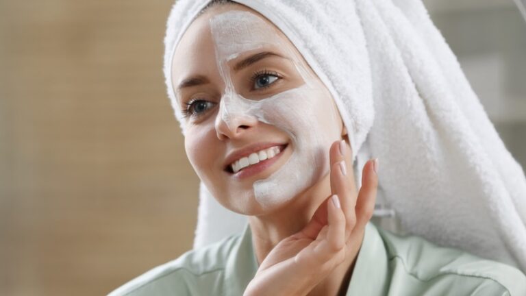 ماسكات طبيعية لبشرة مشرقة قبل عيد الفطر