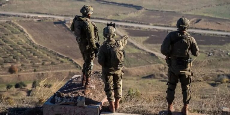 الاحتلال يدمر منازل ويصادر أراضي في سوريا بزعم وجود “حزب الله” وإيران