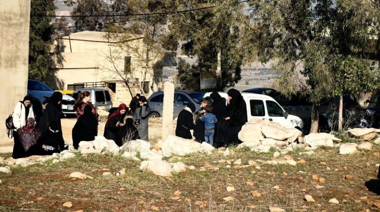 قنبلة صوتية فوق عيترون