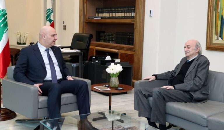 جنبلاط من بعبدا: المشروع الـ”اسرائيلي” هو تقسيم المنطقة