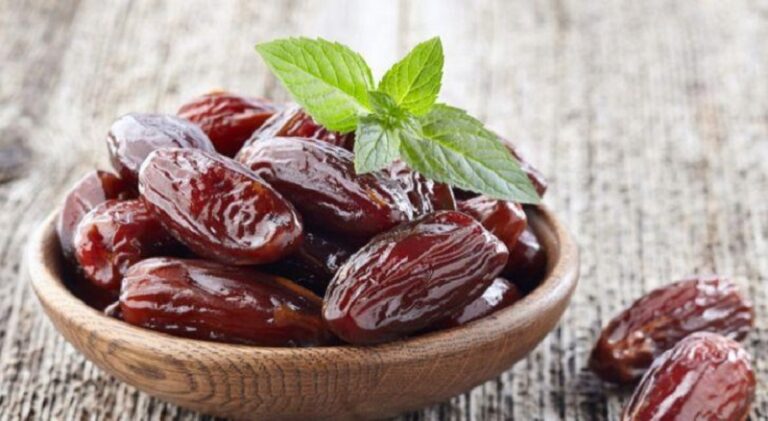 5 أسباب لإضافة 3 تمرات إلى النظام الغذائي