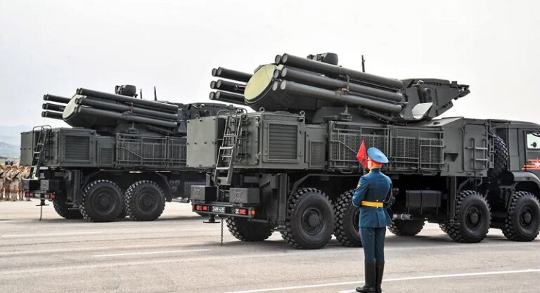 روسيا تحاول الحفاظ على قواعدها.. والشرع يشترط