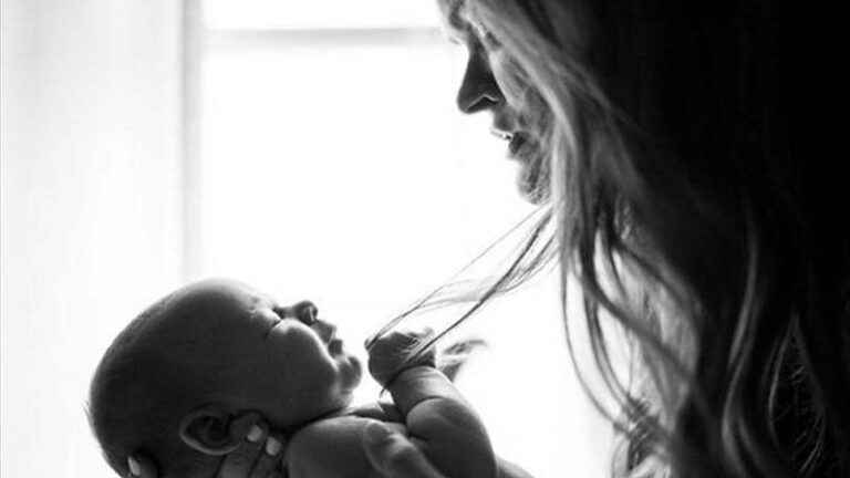 عوارض “اكتئاب ما بعد الولادة”