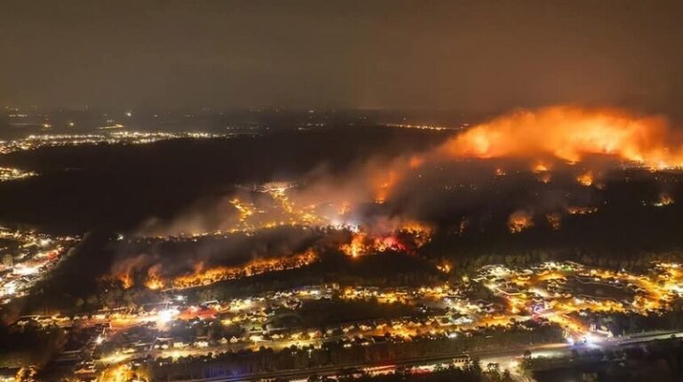 وزارة الطوارئ السورية: السيطرة على معظم حرائق اللاذقية