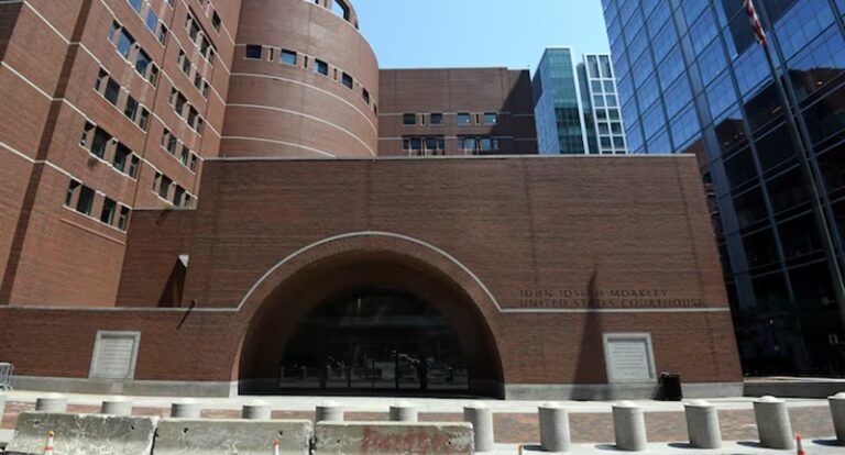 ترحيل طبيبة لبنانية من جامعة براون الأميركية