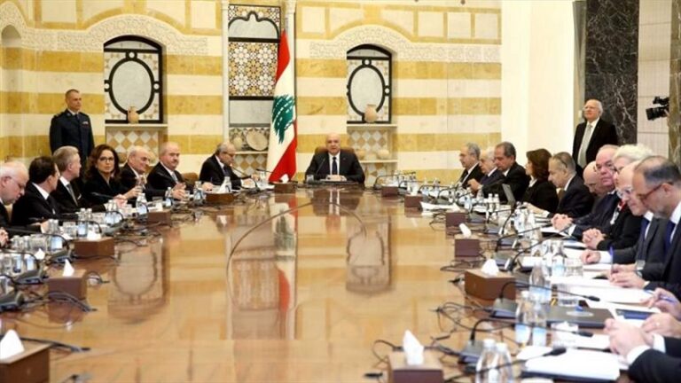 “العطاءات” المالية للعسكريين.. و”بوق البغال”!