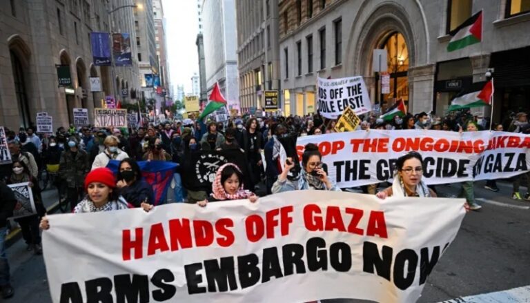 بالفيديو ـ متظاهرون أميركيون يطالبون بوقف العدوان على غزة