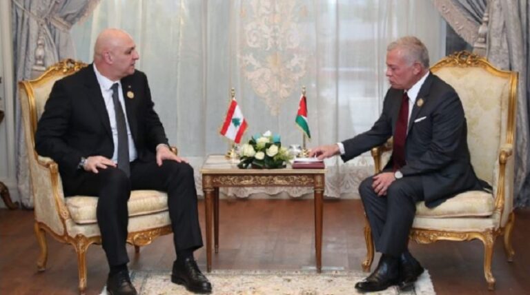 سلسلة لقاءات عربية للرئيس عون