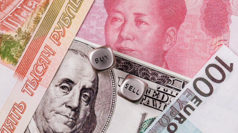 عملة آسيوية تتفوق على الدولار؟