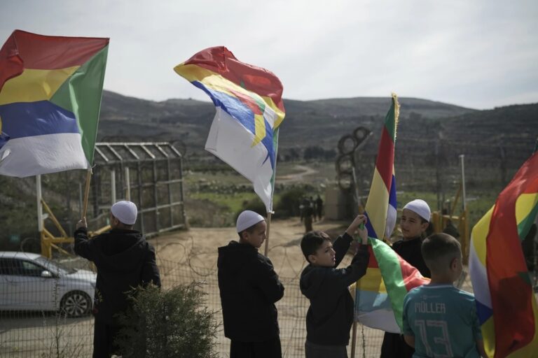 “البيك” و”المير”: وئامٌ في زمن “المِحنة السورية”!