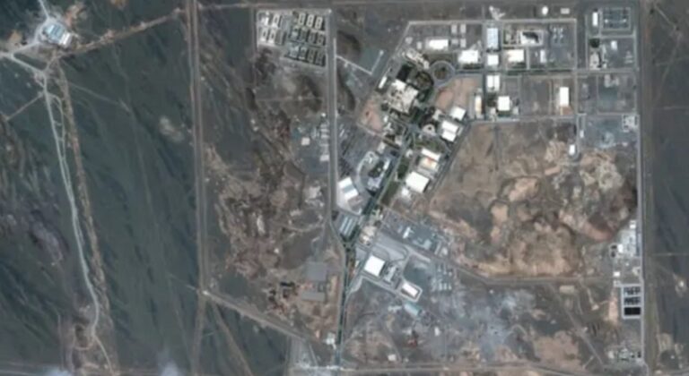 هل تضررت المنشأة النووية بزلزال إيران؟