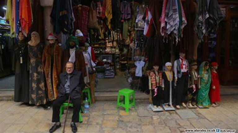 بالفيديو ـ رقصة “المولوية” في أسواق طرابلس!