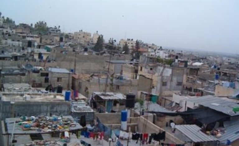 الاحتلال يطرد أهالي طولكرم!