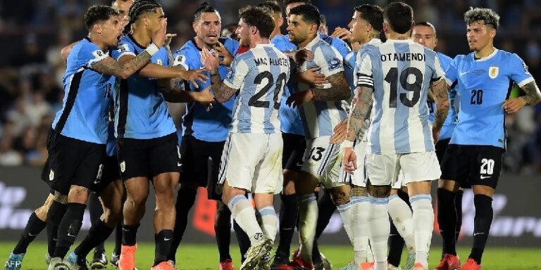 تصفيات كأس العالم لكرة القدم: الأرجنتين تُسقط الأوروغواي بهدف ألمادا وتقترب من بلوغ مونديال 2026