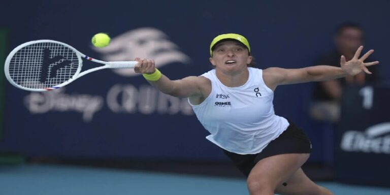 دورة ميامي للتنس: تأهل شفيونتيك وسابالينكا لربع نهائي البطولة