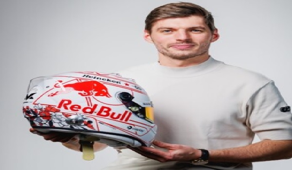 فرستابن يكشف عن خوذة خاصة لجائزة اليابان الكبرى