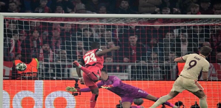 دوري أبطال أوروبا لكرة القدم: بايرن ميونخ يقسو على ليفركوزن بثلاثية وبرشلونة يهزم بنفيكا بعشرة لاعبين