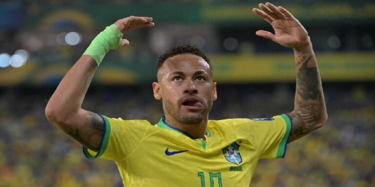 تشكيلة البرازيل تشهد عودة نيمار للمرة الأولى منذ 17 شهراً