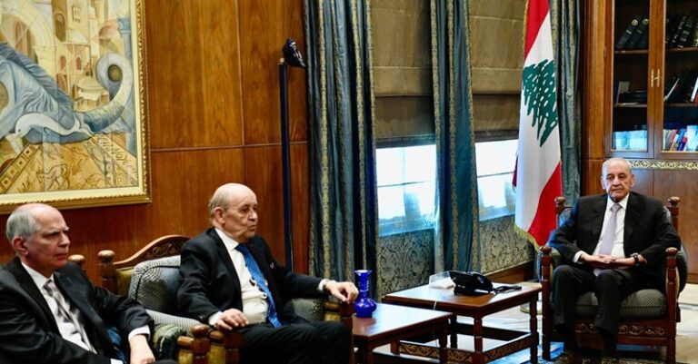 بري ولودريان يبحثان تطورات الأوضاع السياسية في لبنان