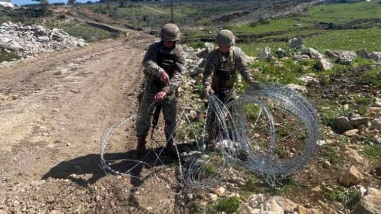 الجيش يزيل شريطاً شائكاً وضعه العدو في بركة ريشا