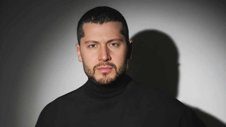 أنس طيارة: أعكس جيل سوريا الشاب بعد الحرب