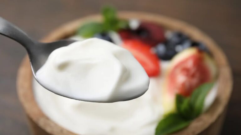 اللبن على السحور لتعزيز الصحة!