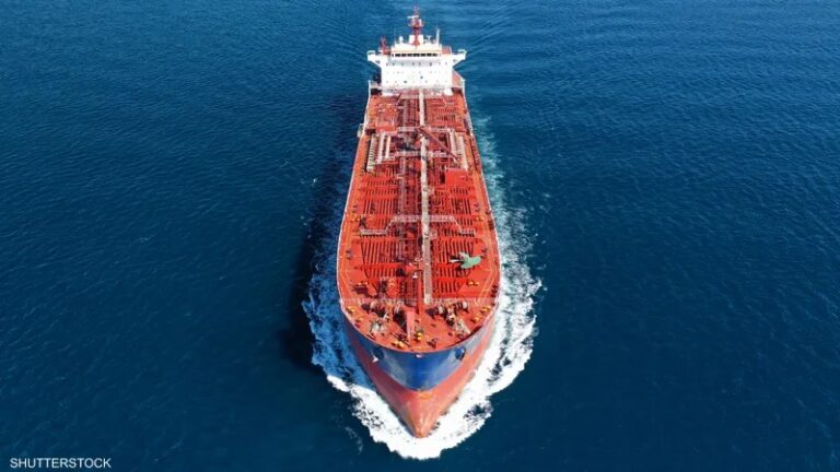 مَن يحرم لبنان من ثروته البترولية؟