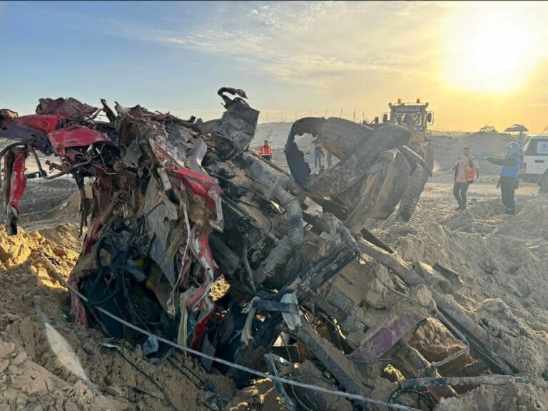 25 شهيداً بنيران الإحتلال في غزة