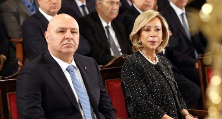 عون واللبنانية الأولى إلى روما لحضور جنازة البابا