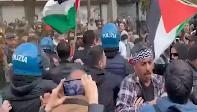 بالفيديو.. الشرطة الايطالية تقمع تظاهرة مؤيدة لفلسطين