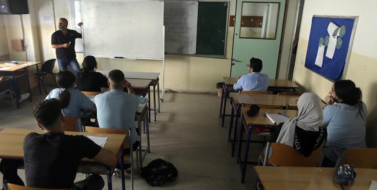 “كارتيل” المدارس يحتمي ببكركي