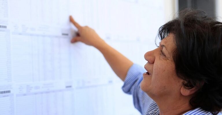 أهالي “حي السلم” في رياق ممنوعون من الاقتراع