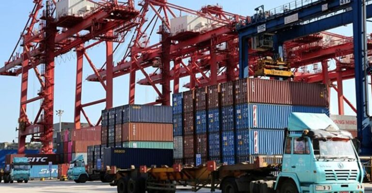 الرسوم الجمركية الصينية على المنتجات الأميركية تدخل حيز التنفيذ