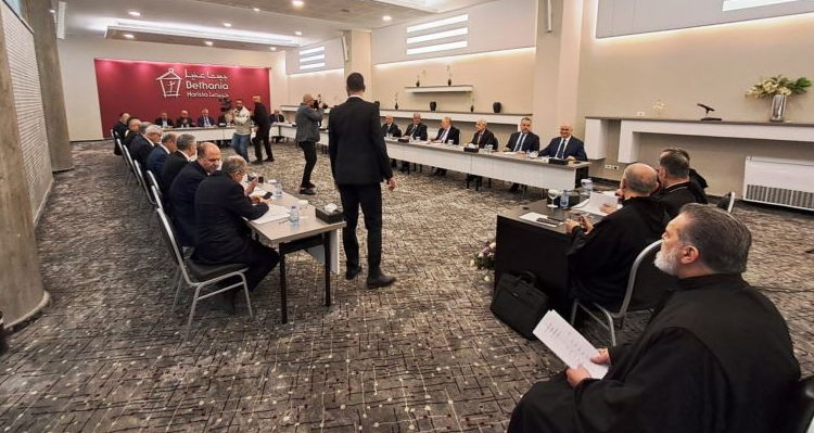 رياضة الصوم بين الراعي و25 نائباً مارونياً في بيت عنيا