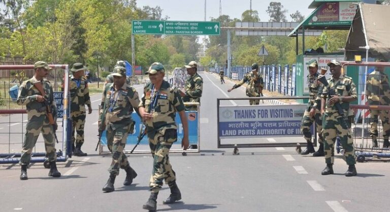 مقتل 3 مسلحين بتبادل لإطلاق النار في كشمير