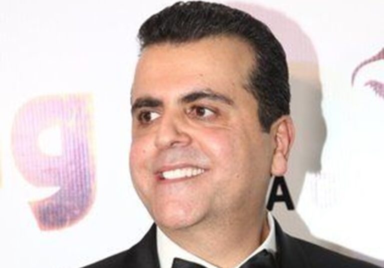 بالصور ـ تكريم سنان بعد نجاح مسلسل “بالدم”!