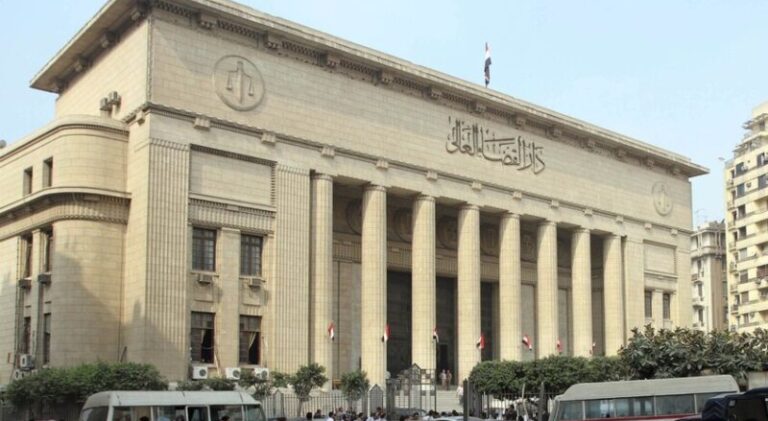 أحكام قضائية بحق مسؤولين مصريين.. والتهمة: رشوة!