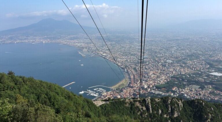 مصرع 4 أشخاص بينهم بريطانيان وصهيوني في حادث تلفريك (فيديو وصور)