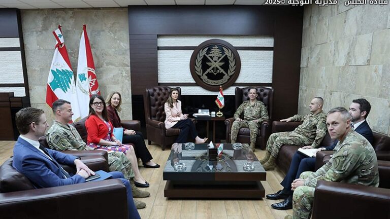 قائد الجيش يستقبل أورتاغوس